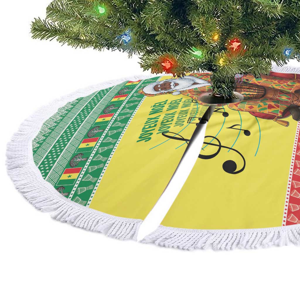 Afro Chirstmas in Senegal Tree Skirt Black Santa Playing Djembe Drum - African Pride