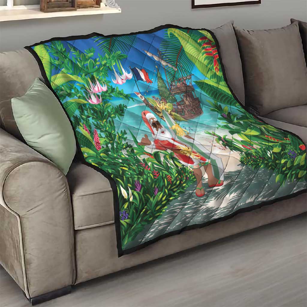 Afro Christmas in Mayotte Quilt Santa Chill on Tropical Beach - African Pride