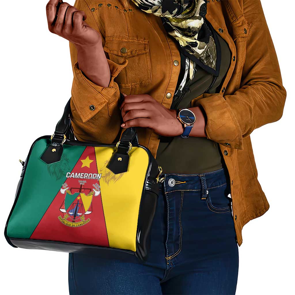 Cameroon National Day Shoulder Handbag Lion Mix Coat Of Arms Style