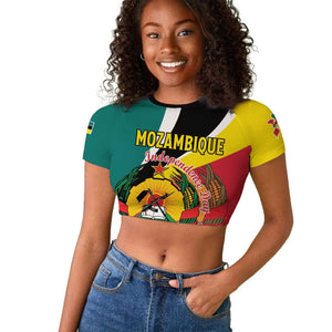 Personalized Mozambique Independence Day Raglan Cropped T shirt Coat Of Arms - Flag Style
