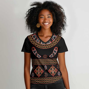Cameroon Traditional Toghu Pattern Women V-Neck T-Shirt