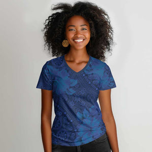 Afro Hibiscus Tropical Women V-Neck T-Shirt ShweShwe African Pattern - African Pride