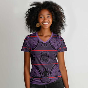 Basotho Blanket Women V-Neck T-Shirt Lesotho Seanamarena Heritage - Violet - African Pride