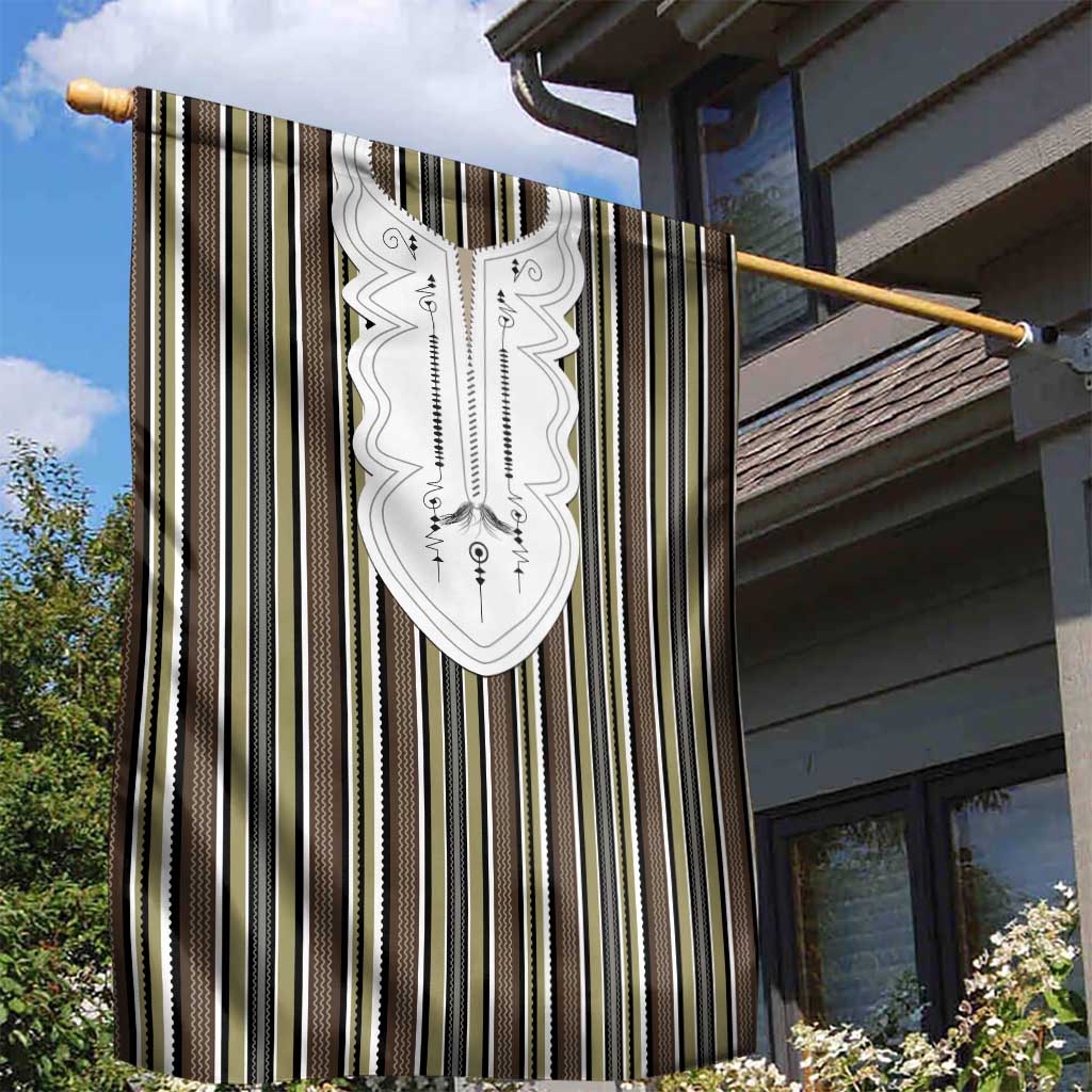 Liberia Kpelle Ethnic Heritage Pattern - Brown Garden Flag - African Pride