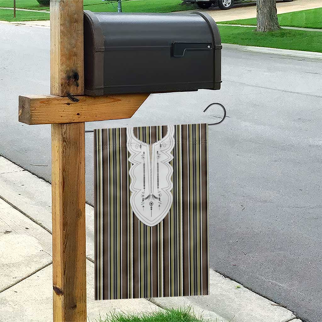 Liberia Kpelle Ethnic Heritage Pattern - Brown Garden Flag - African Pride