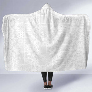 Nigeria Yoruba Osun-Osogbo Festival Hooded Blanket White Lily Lei - African Pride