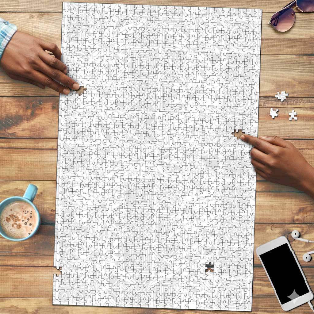 Nigeria Osun-Osogbo Festival Puzzle White Lily Lei With Yoruba Pattern