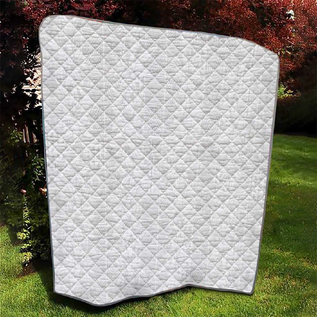 Nigeria Yoruba Osun-Osogbo Festival Quilt White Lily Lei - African Pride