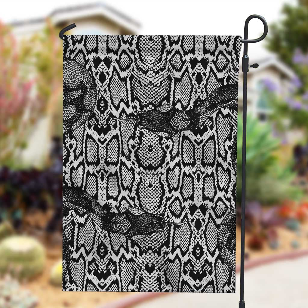 Snake African Skin Animals Pattern Garden Flag