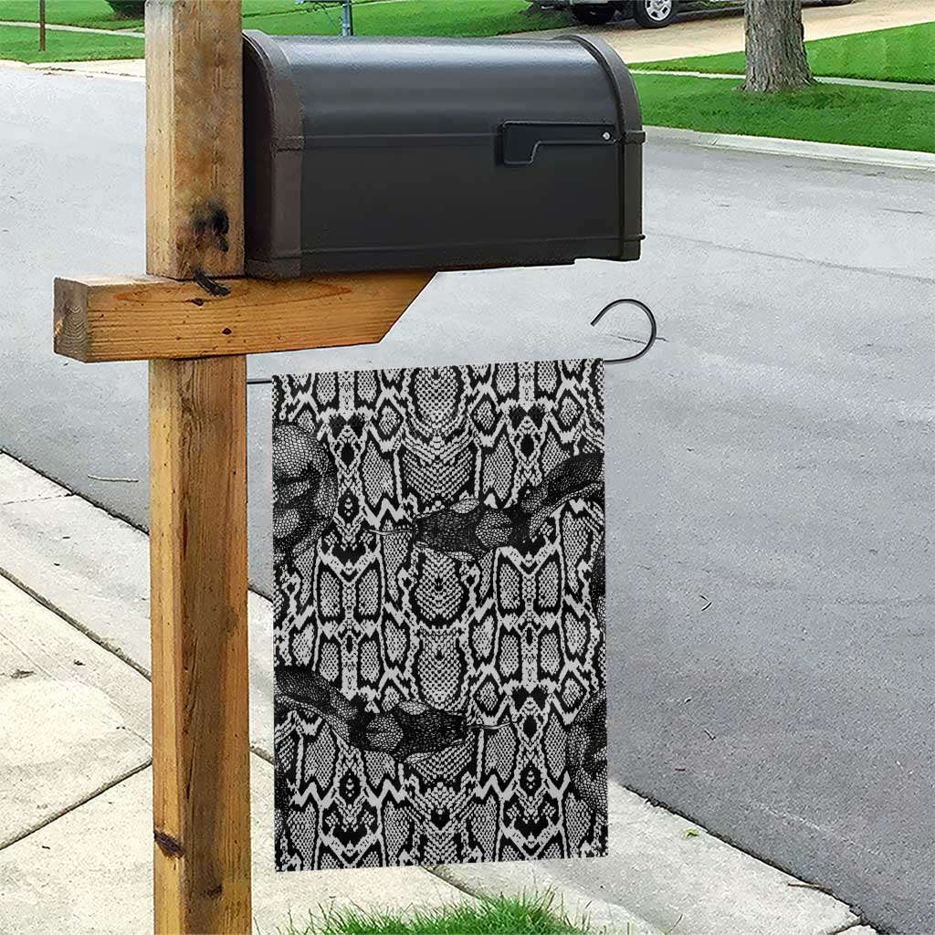 Snake African Skin Animals Pattern Garden Flag