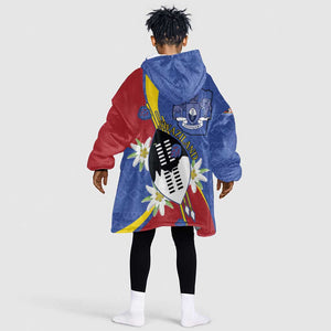 Umbuso weSwatini Kid Wearable Blanket Hoodie Nguni Shield Edelweiss Flower
