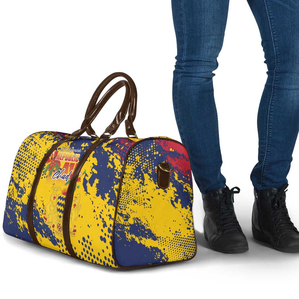 Chad Republic Day Travel Bag Coat Of Arms - Grunge Style