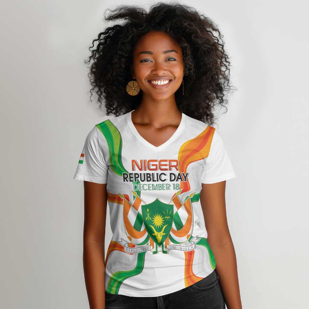 Personalized Jamhuriyar Nijar Republic Day Women V-Neck T-Shirt Coat Of Arms With Flag - African Pride