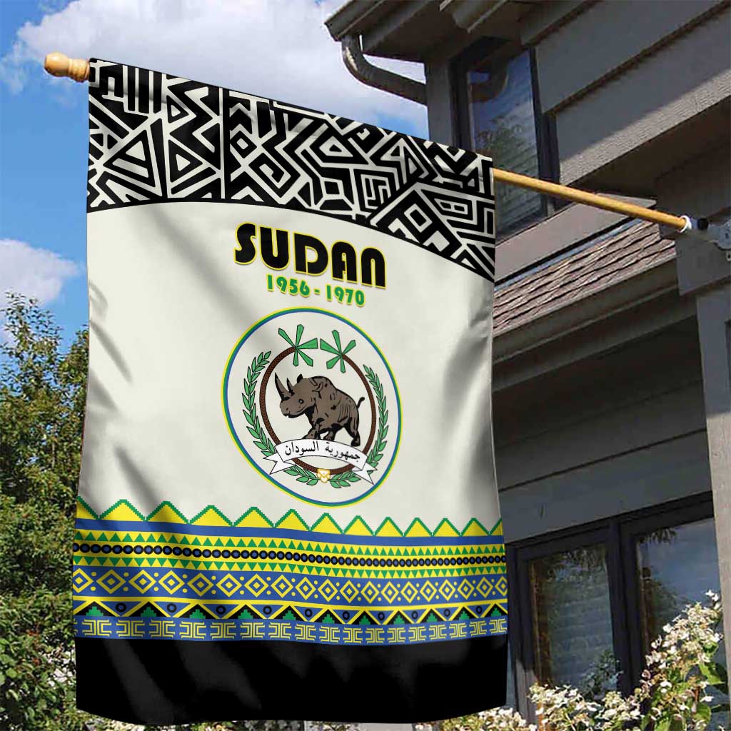 Sudan Garden Flag Coat Of Arms 1956-1970 With African Pattern - African Pride
