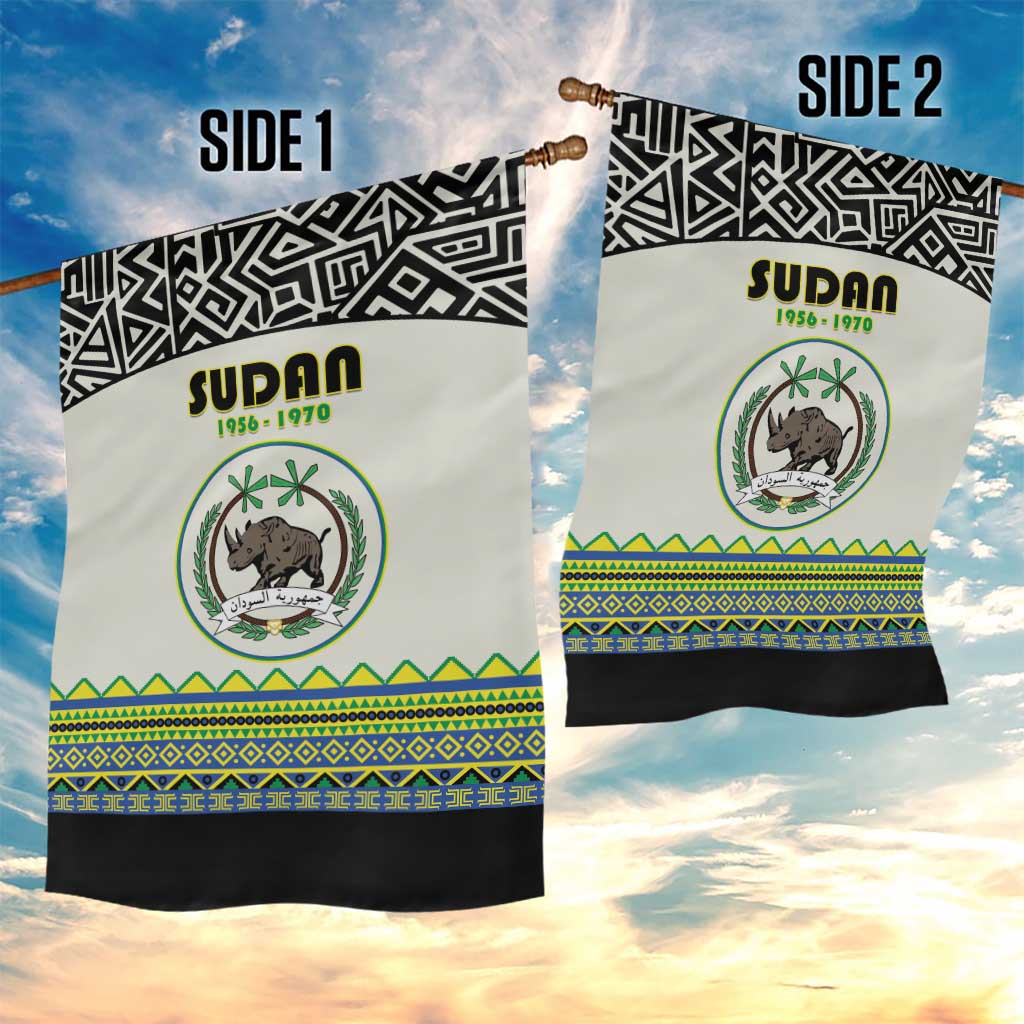 Sudan Garden Flag Coat Of Arms 1956-1970 With African Pattern - African Pride