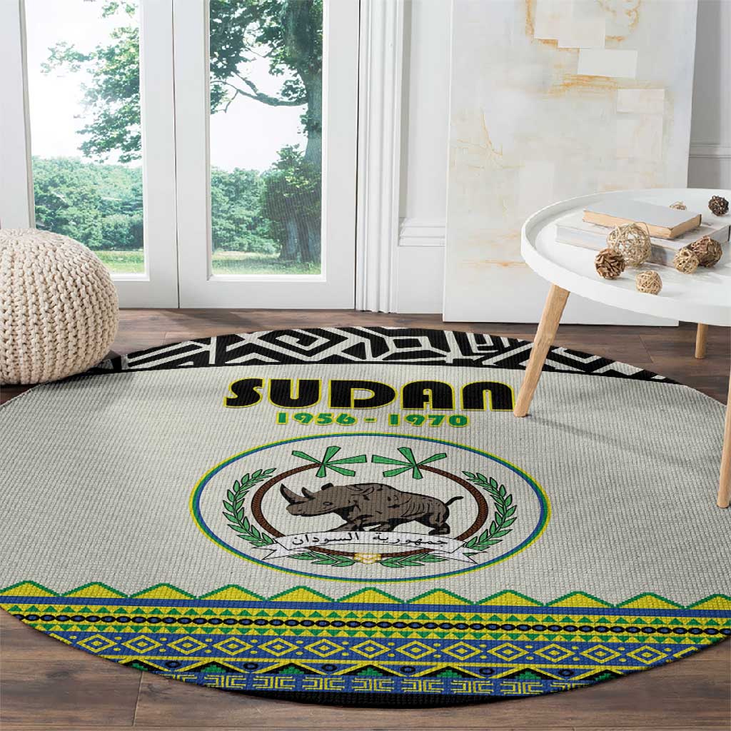 Sudan Round Carpet Coat Of Arms 1956-1970 With African Pattern - African Pride