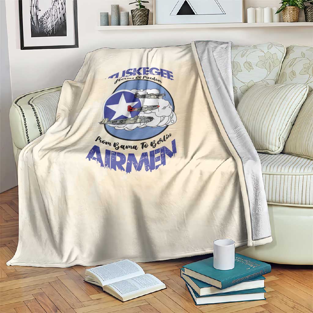 Tuskegee Airmen Red Tails Blanket Heroes Of Freedom Retro Style - African Pride