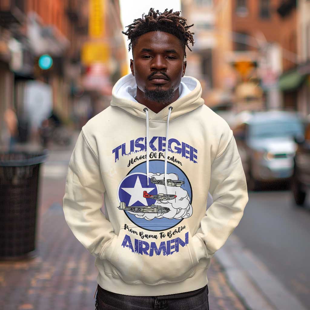 Tuskegee Airmen Red Tails Hoodie Heroes Of Freedom Retro Style - African Pride