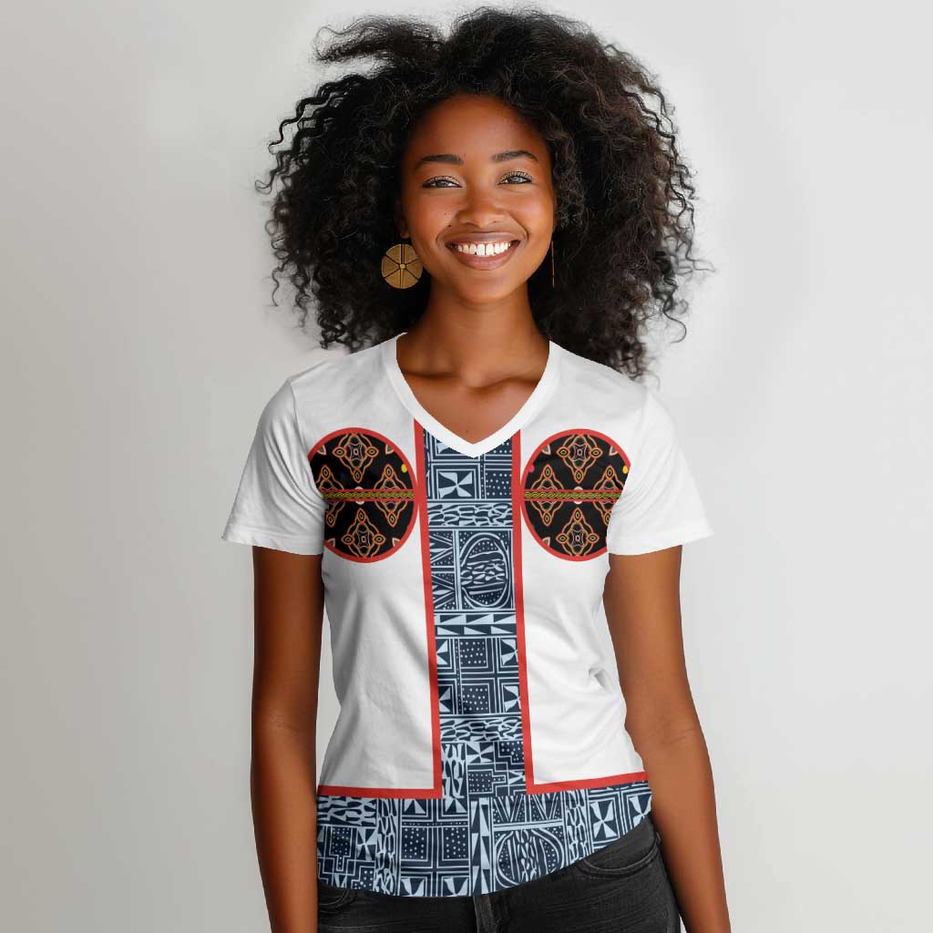 Cameroon Traditional Toghu Pattern Women V-Neck T-Shirt African Tribal Ndop Geometric Design