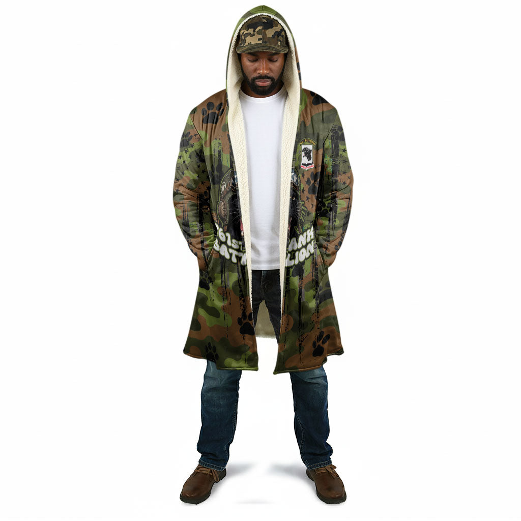 761st Tank Battalion African American Cloak Black Panthers Cartoon Mascot - Military History Camouflage Paw
