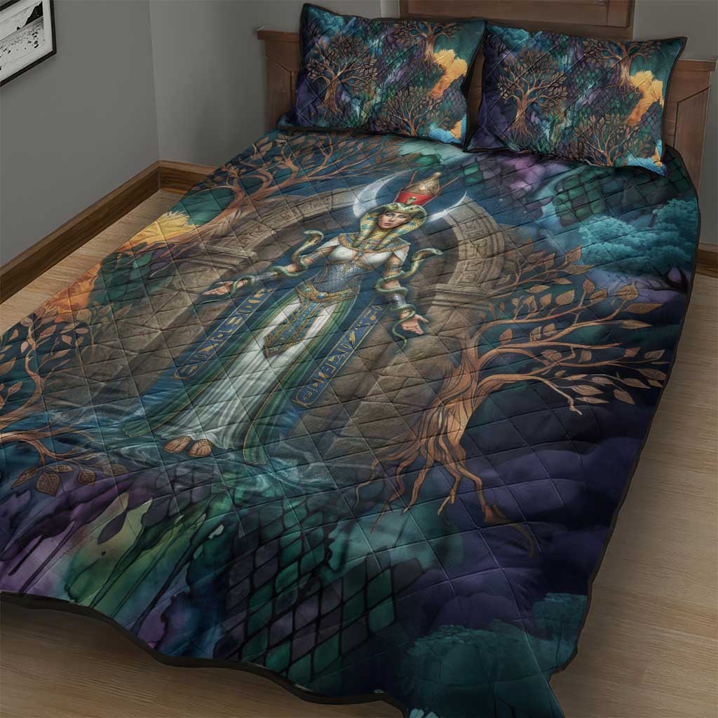 Amunet Ancient Temple Egyptian Quilt Bed Set with Golden Serpent Mythology in Teal Tones