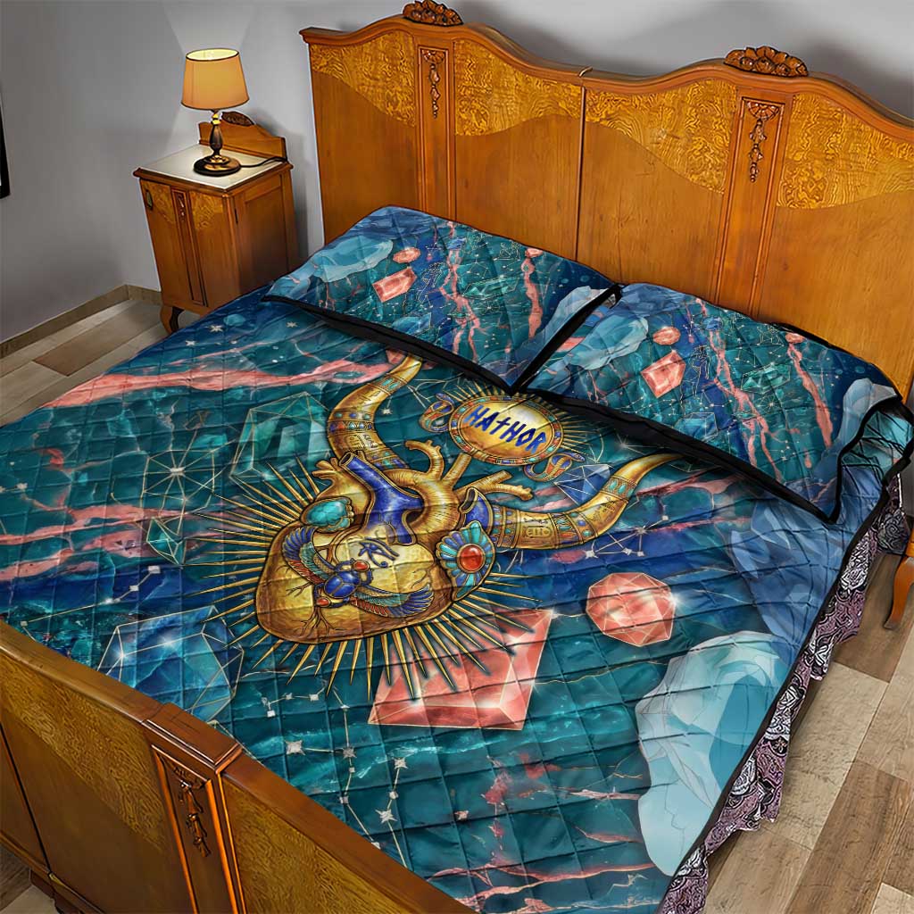 Hathor Golden Sacred Heart Egyptian Quilt Bed Set with Gemstone Pattern in Turquoise Theme
