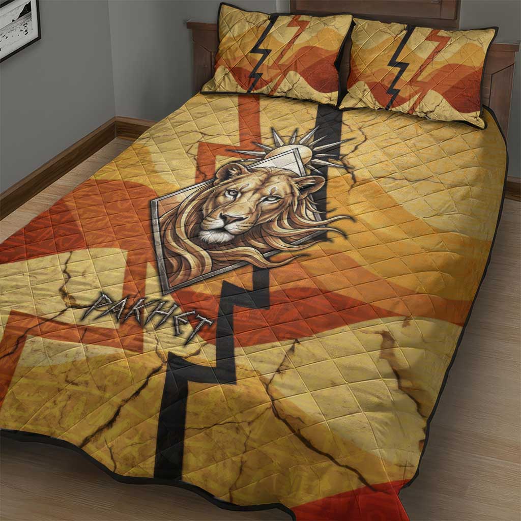 Pakhet Lion Head Quilt Bed Set with Claw Marks in Fiery Ancient Egyptian Motif
