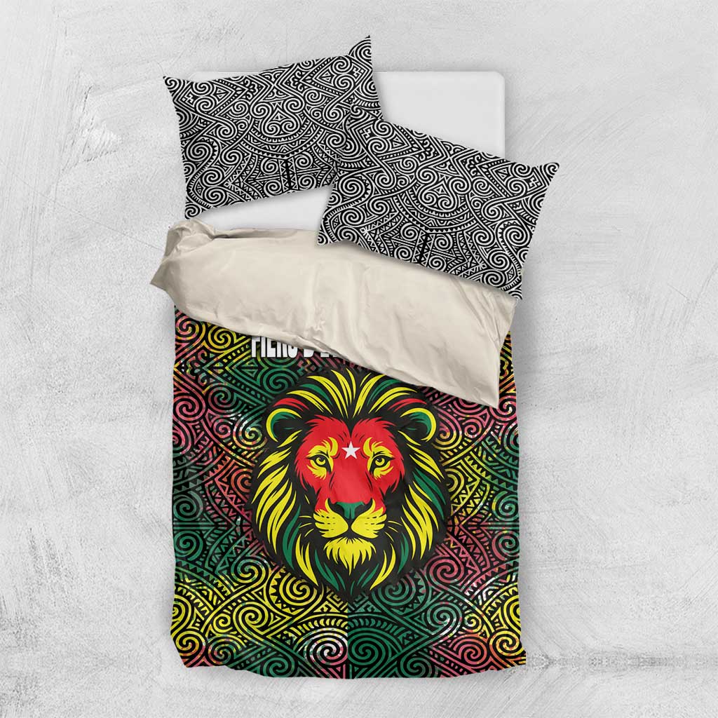 Togo Bedding Set Red Lion Head Design and Traditional African Pattern