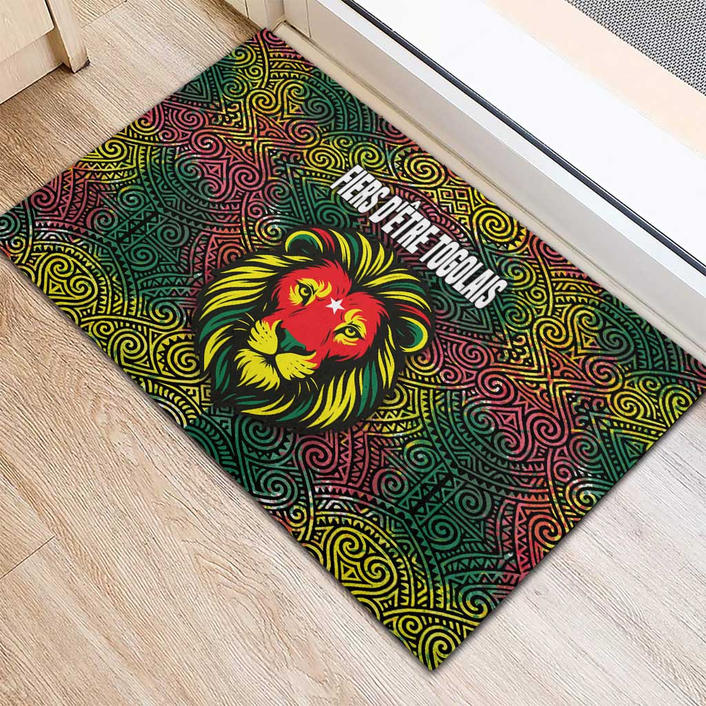 Togo Rubber Doormat Red Lion Head Design and Traditional African Pattern