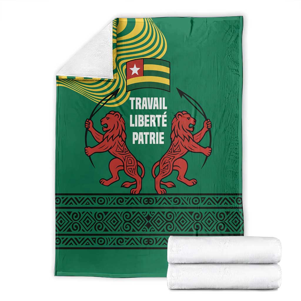 Togo Blanket - Red Twin Lions and Travail Liberté Patrie Slogan