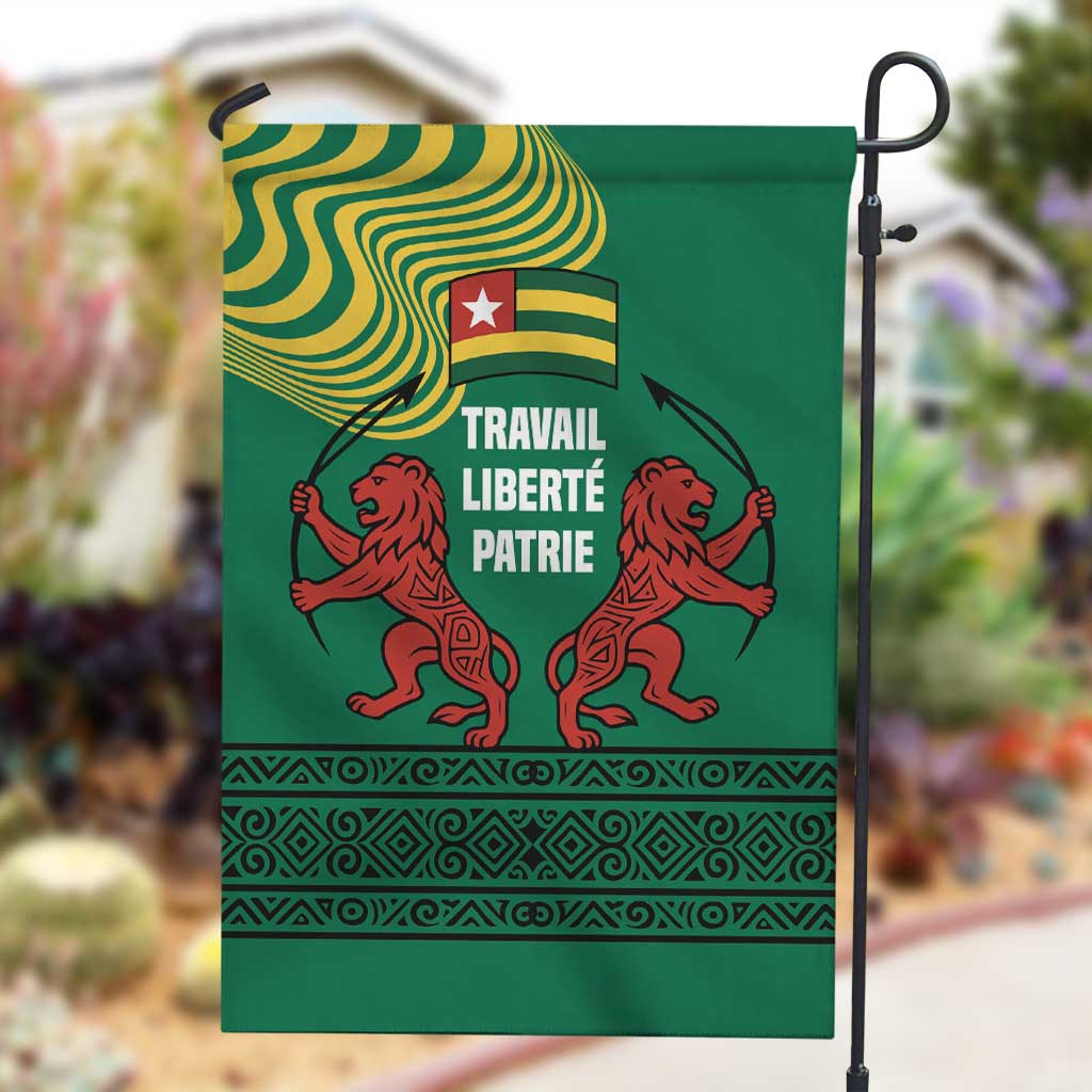 Togo Garden Flag - Red Twin Lions and Travail Liberté Patrie Slogan