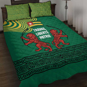 Togo Quilt Bed Set - Red Twin Lions and Travail Liberté Patrie Slogan