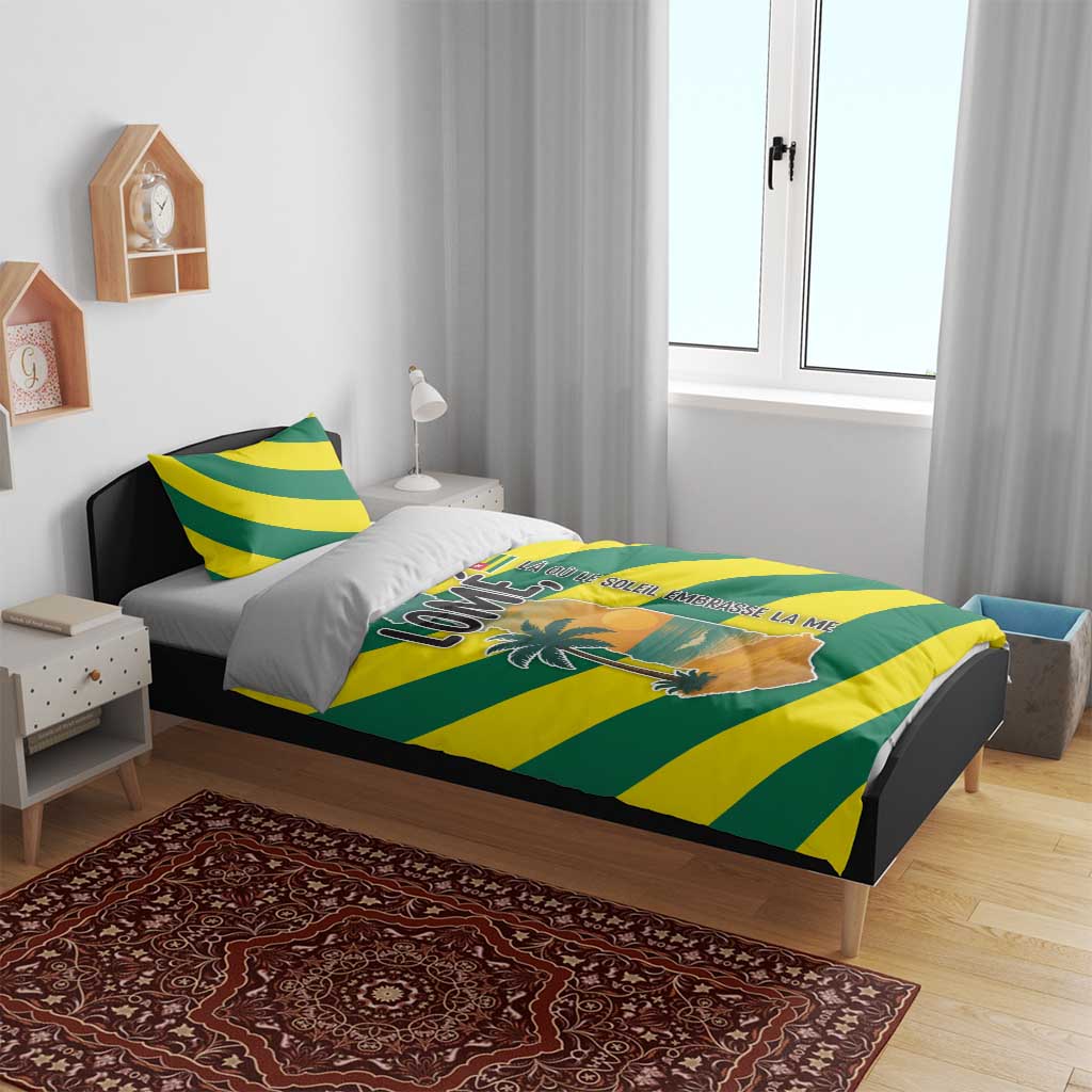Lome Togo Sunset Bedding Set - Palm Trees and Ocean Embrace Design