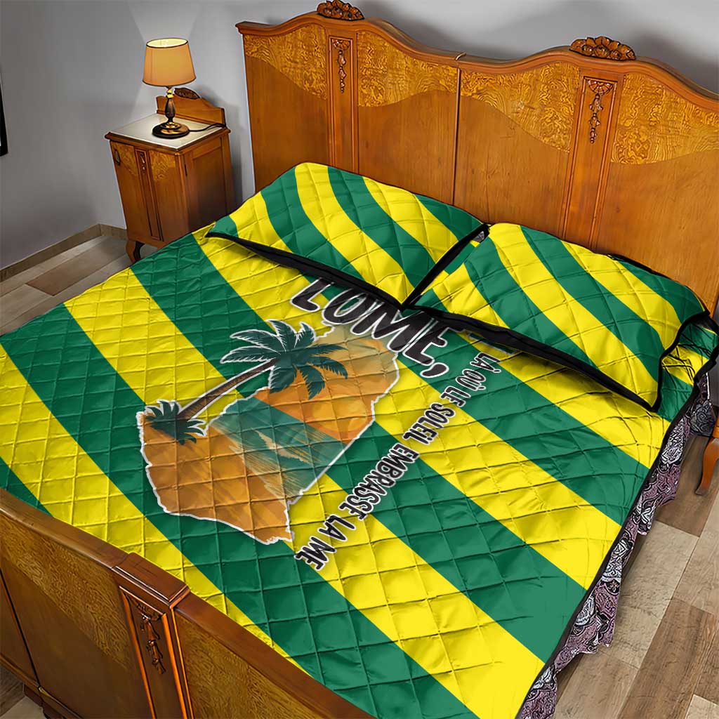 Lome Togo Sunset Quilt Bed Set - Palm Trees and Ocean Embrace Design
