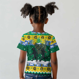 Gabon Christmas Kid T shirt Black Panthers Carrying Tree and Snowflake - African Pride