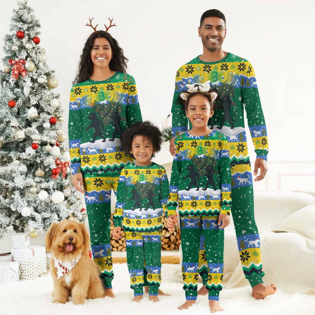 Gabon Christmas Pajama Set Black Panthers Carrying Tree and Snowflake - African Pride