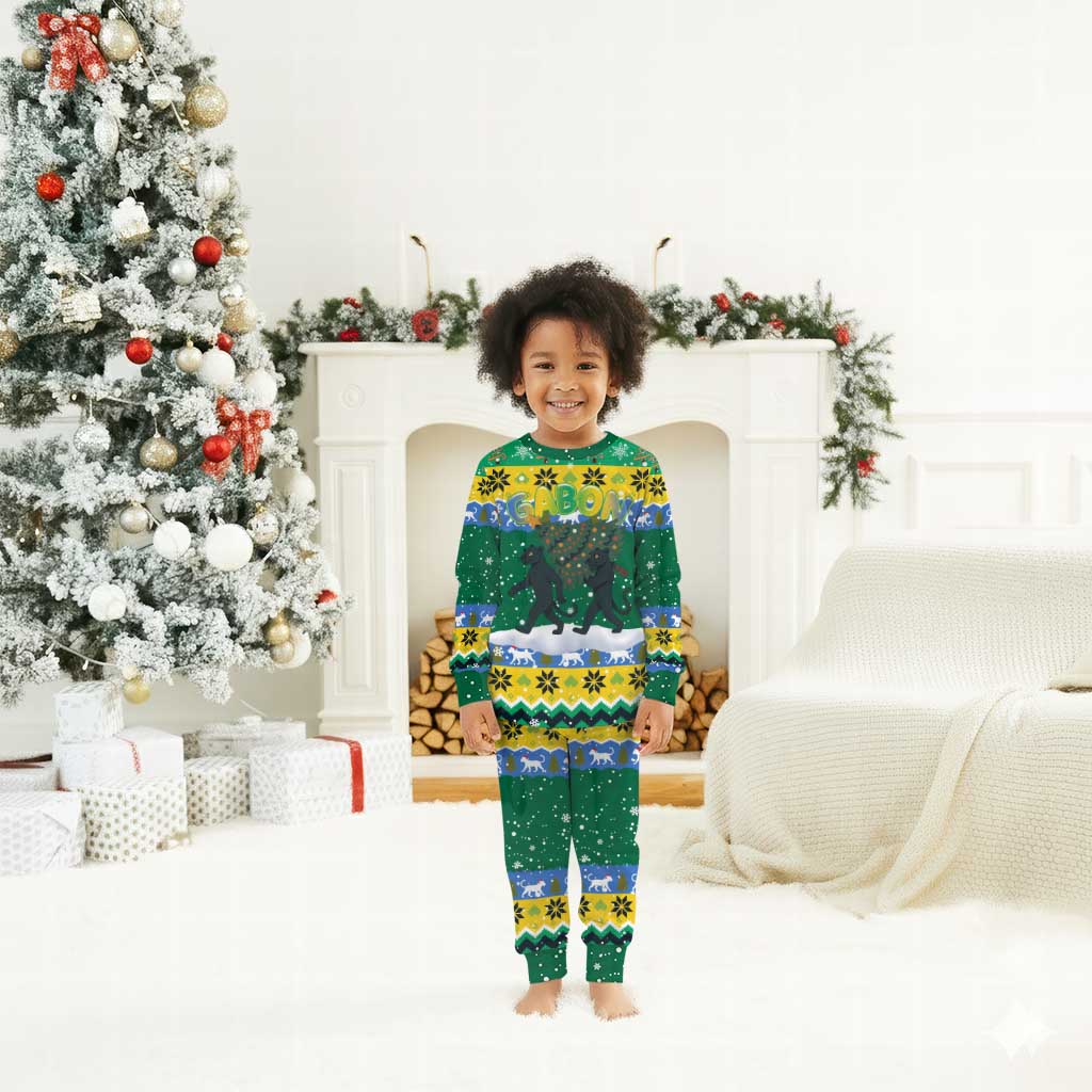 Gabon Christmas Pajama Set Black Panthers Carrying Tree and Snowflake - African Pride