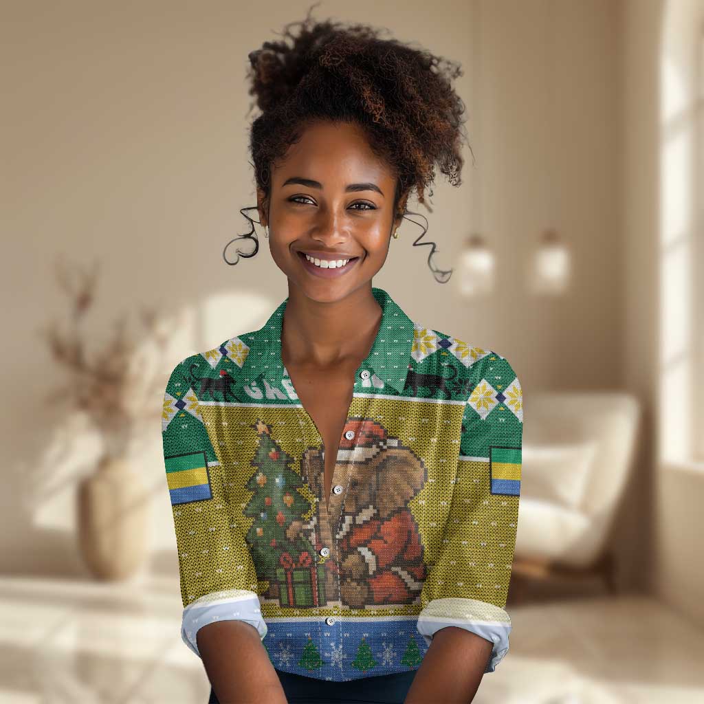 Gabon Christmas Women Casual Shirt Pixel Art Elephant Santa Christmas Tree and Flag - African Pride