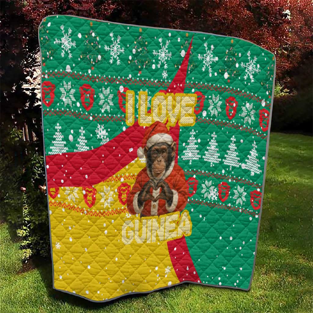 Guinea Christmas Quilt Santa Chimpanzee Heart Hands and Snowflake - African Pride