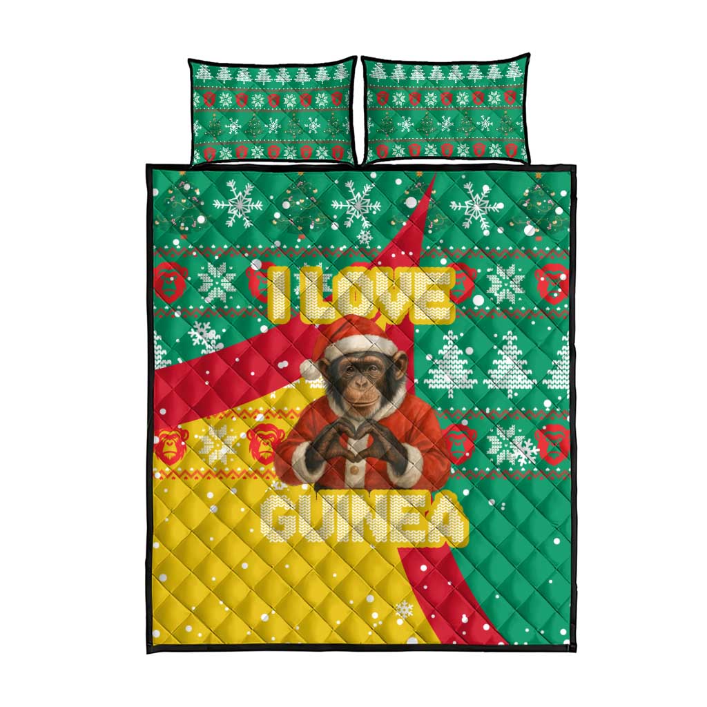 Guinea Christmas Quilt Bed Set Santa Chimpanzee Heart Hands and Snowflake - African Pride