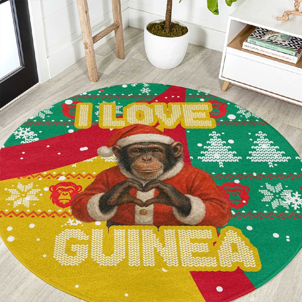 Guinea Christmas Round Carpet Santa Chimpanzee Heart Hands and Snowflake - African Pride