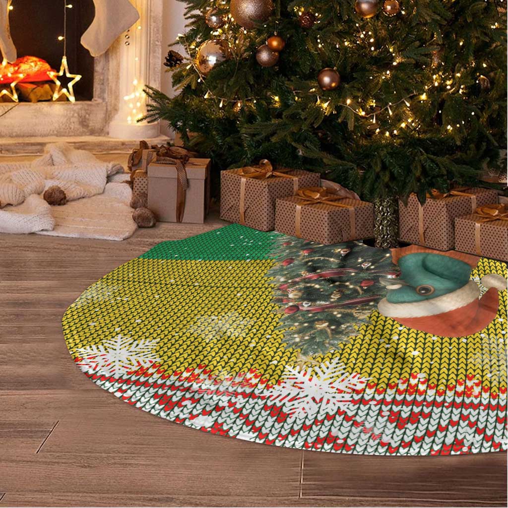 Guinea Bissau Christmas Tree Skirt Santa Penguin Christmas Tree and Snowflake - African Pride