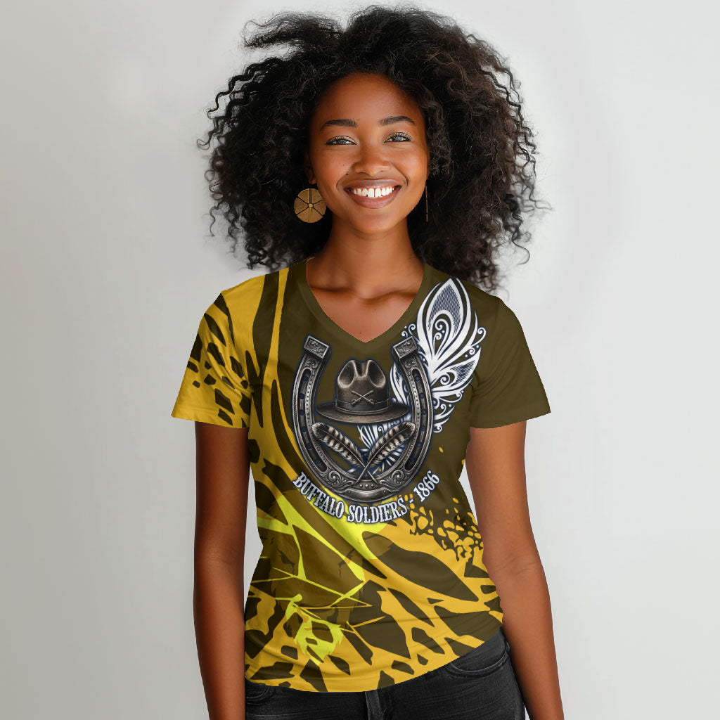 Buffalo Soldiers 9th And 10th Cavalry Regiments Women V-Neck T-Shirt Wild And Untamed Vintage Western Horseshoe Graphic Art