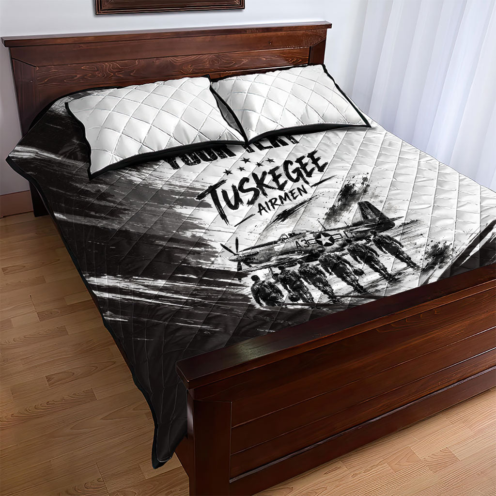Personalized Tuskegee Airmen Quilt Bed Set Black And White Grunge WWII Aviation Art