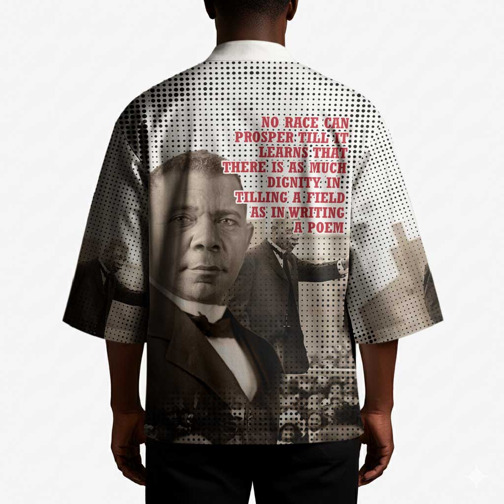 Booker T. Washington Kimono Halftone Portrait Design Tilling a Field Quote Historical Civil Rights Tribute - African Pride