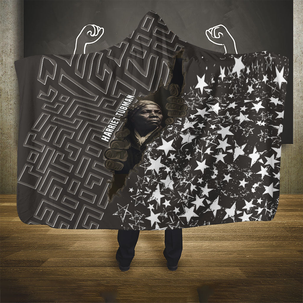 Harriet Tubman Underground Railroad Hooded Blanket Fearless In The Dark - Civil Rights Hero Vintage Art