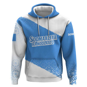 Somalia Hoodie with Soomaaliya Ha Noolaato Nomad Moon Flag Spirit