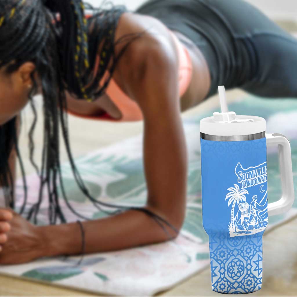 Somalia Tumbler With Handle with Soomaaliya Ha Noolaato Nomad Moon Flag Spirit
