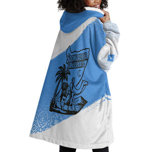 Somalia Wearable Blanket Hoodie with Soomaaliya Ha Noolaato Nomad Moon Flag Spirit