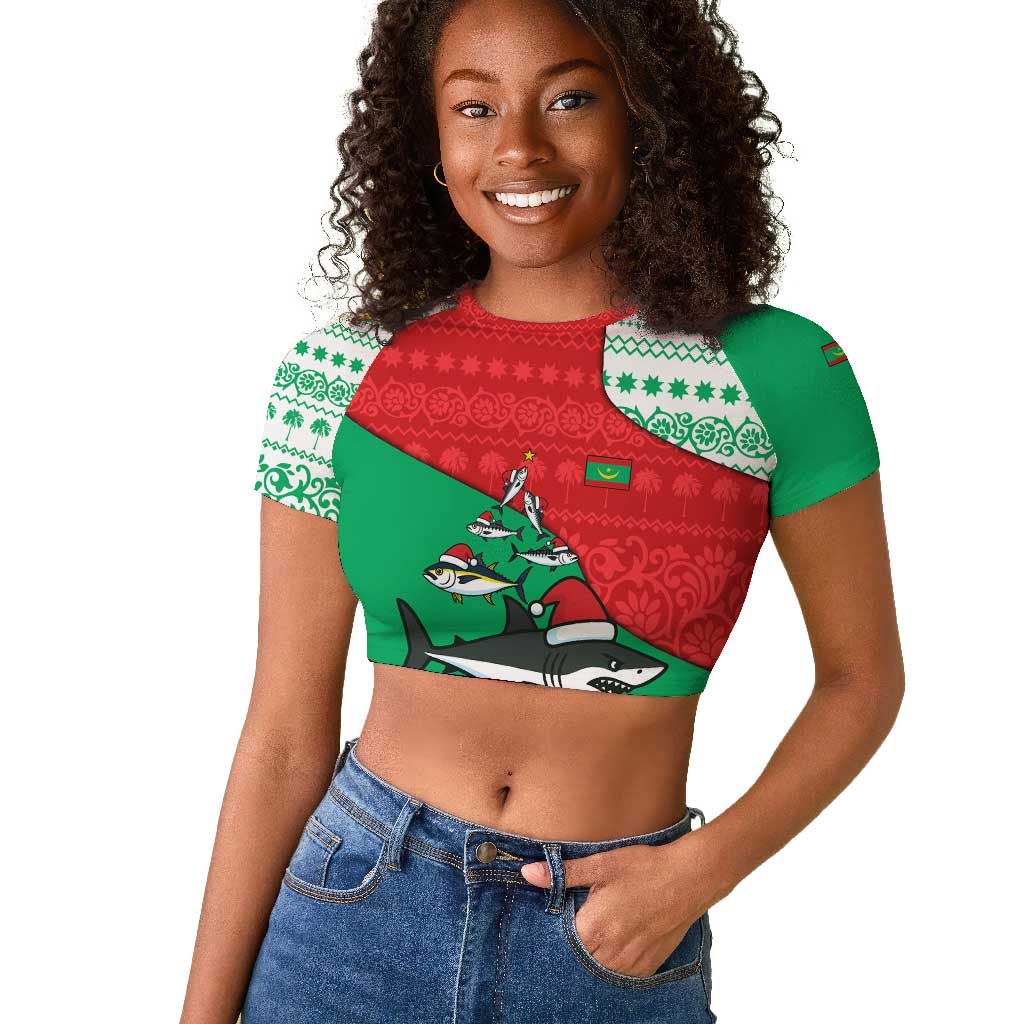 Mauritania Christmas Raglan Cropped T shirt Santa Sharks Festive Fish Pattern and Red Green Holiday - African Pride